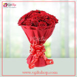 ROMANTIC RED ROSES