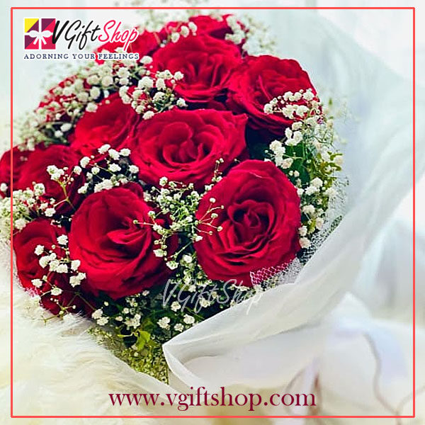 IN LOVE BOUQUET-RED ROSED WITH BABY BREATH